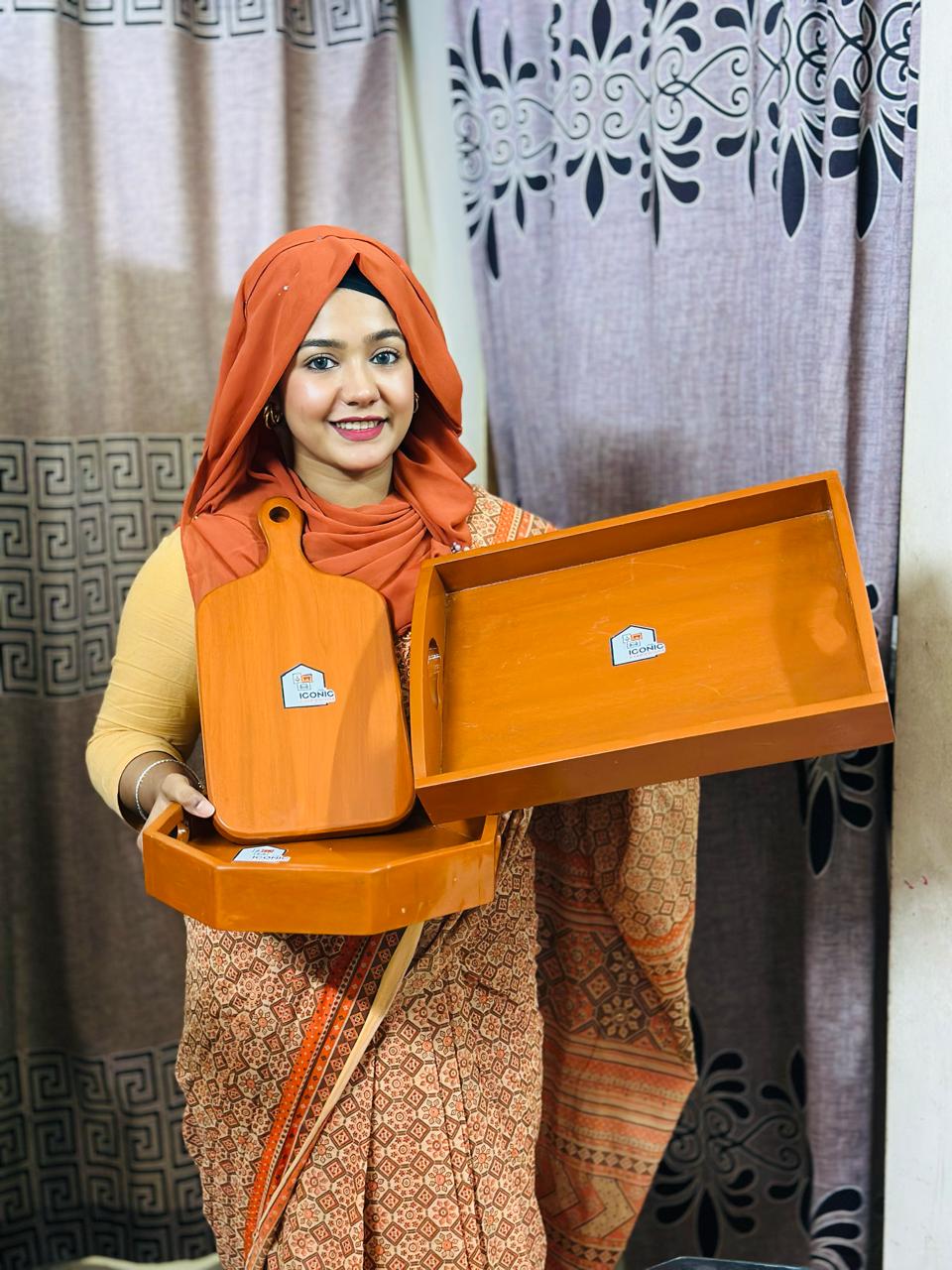 কাঠের চপিং বোর্ড ও সার্ভিং ট্রে কম্বো সেট!